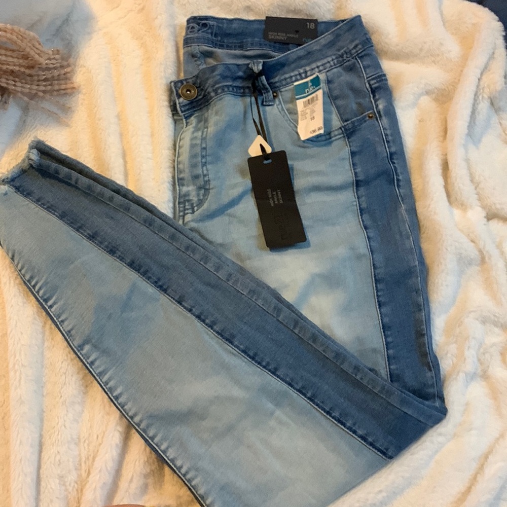 Rue 21+ High rise ankle skinny jeans new with tags! Size 18